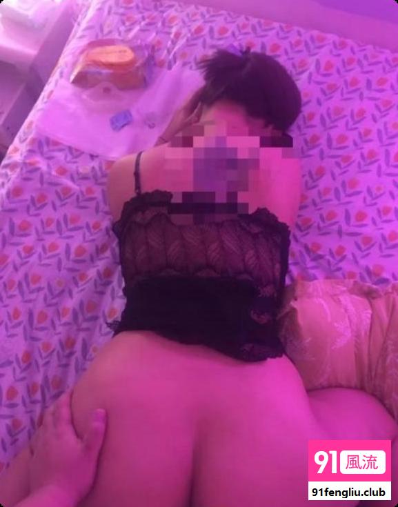 微胖少妇